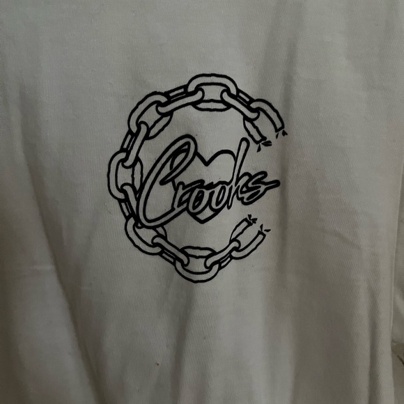 Crooks and Castles Cropped Tee - Picture 3 of 4